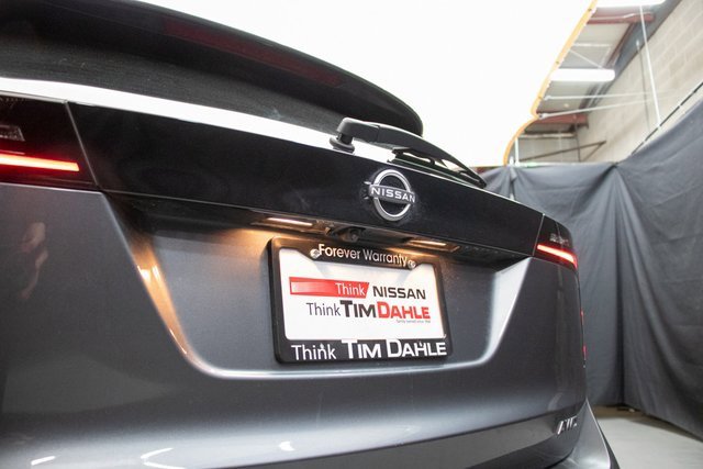 Used 2025 Nissan Kicks S image 13