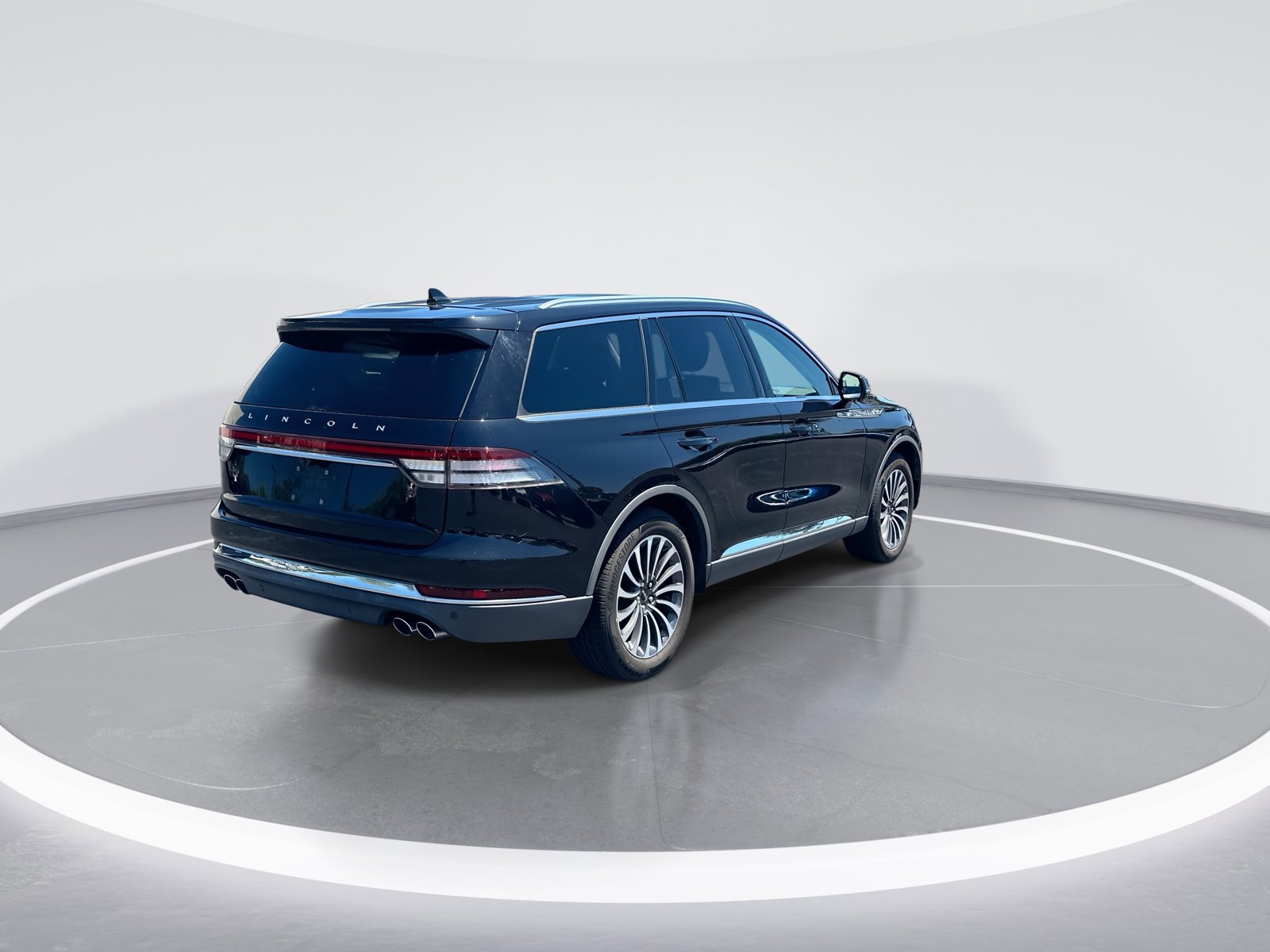 Used 2020 Lincoln Aviator Reserve w/ Elements Package Plus AWD/4WD image 9