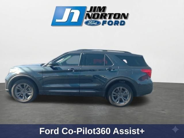 Used 2023 Ford Explorer XLT w/ Equipment Group 202A image 6