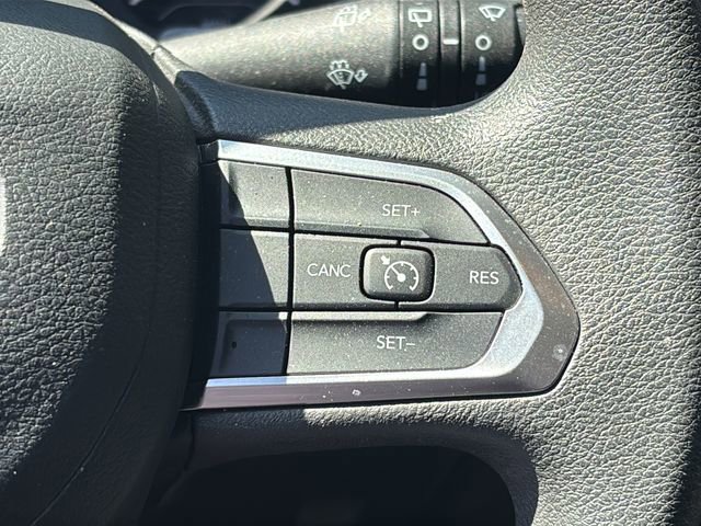 Used 2024 Jeep Compass Sport image 27