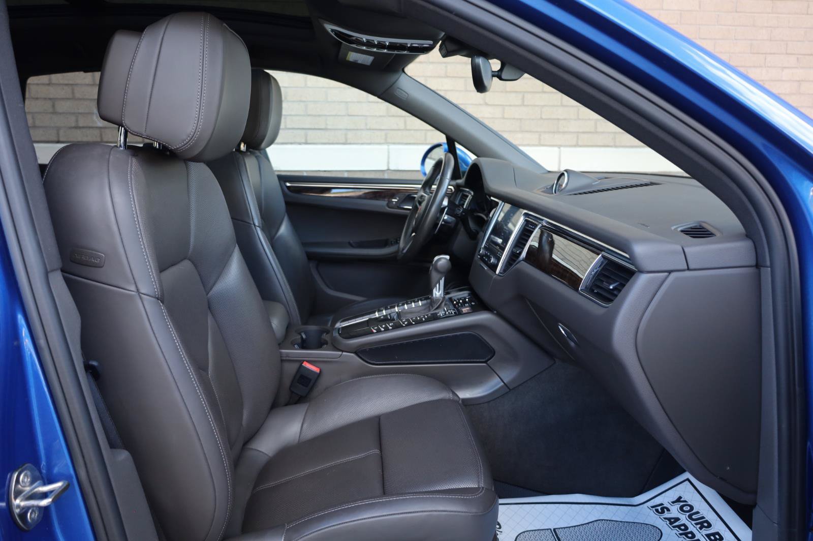 Used 2017 Porsche Macan S AWD/4WD image 34