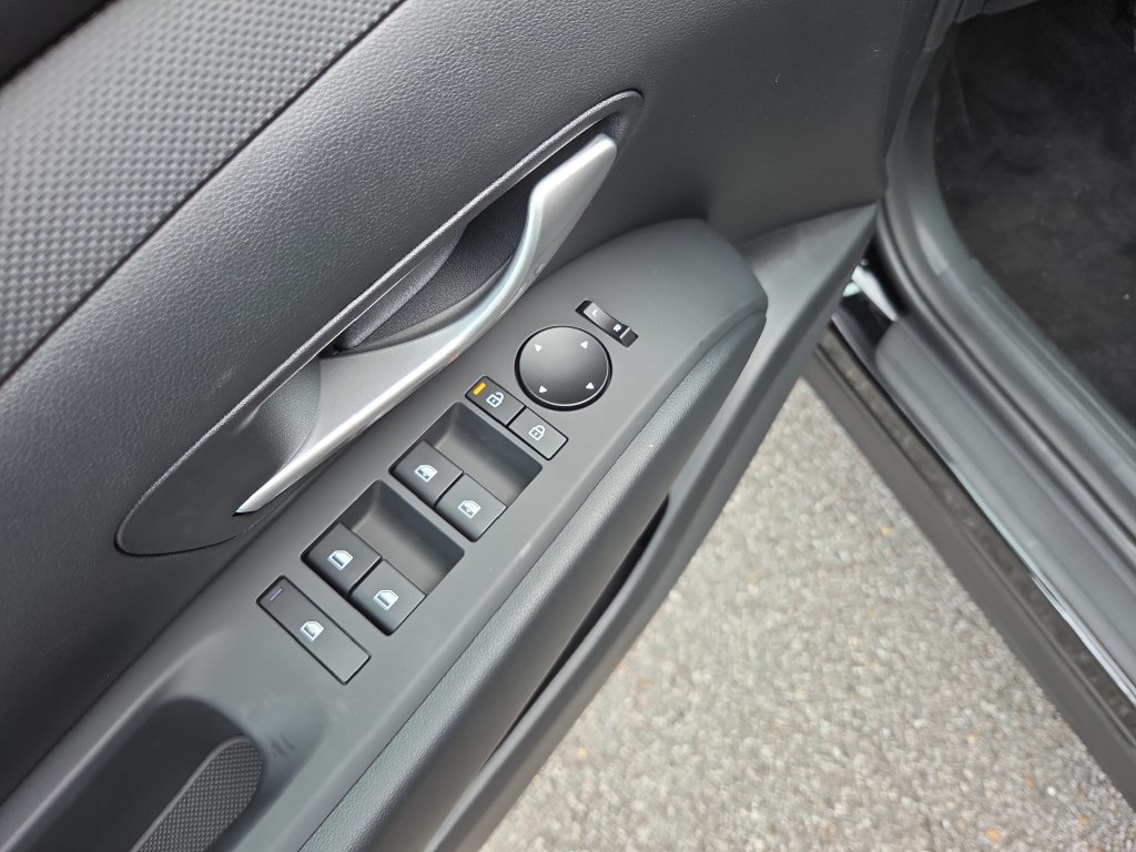 New 2026 Hyundai Tucson SEL Plus w/ Tow & Go Package FWD image 18