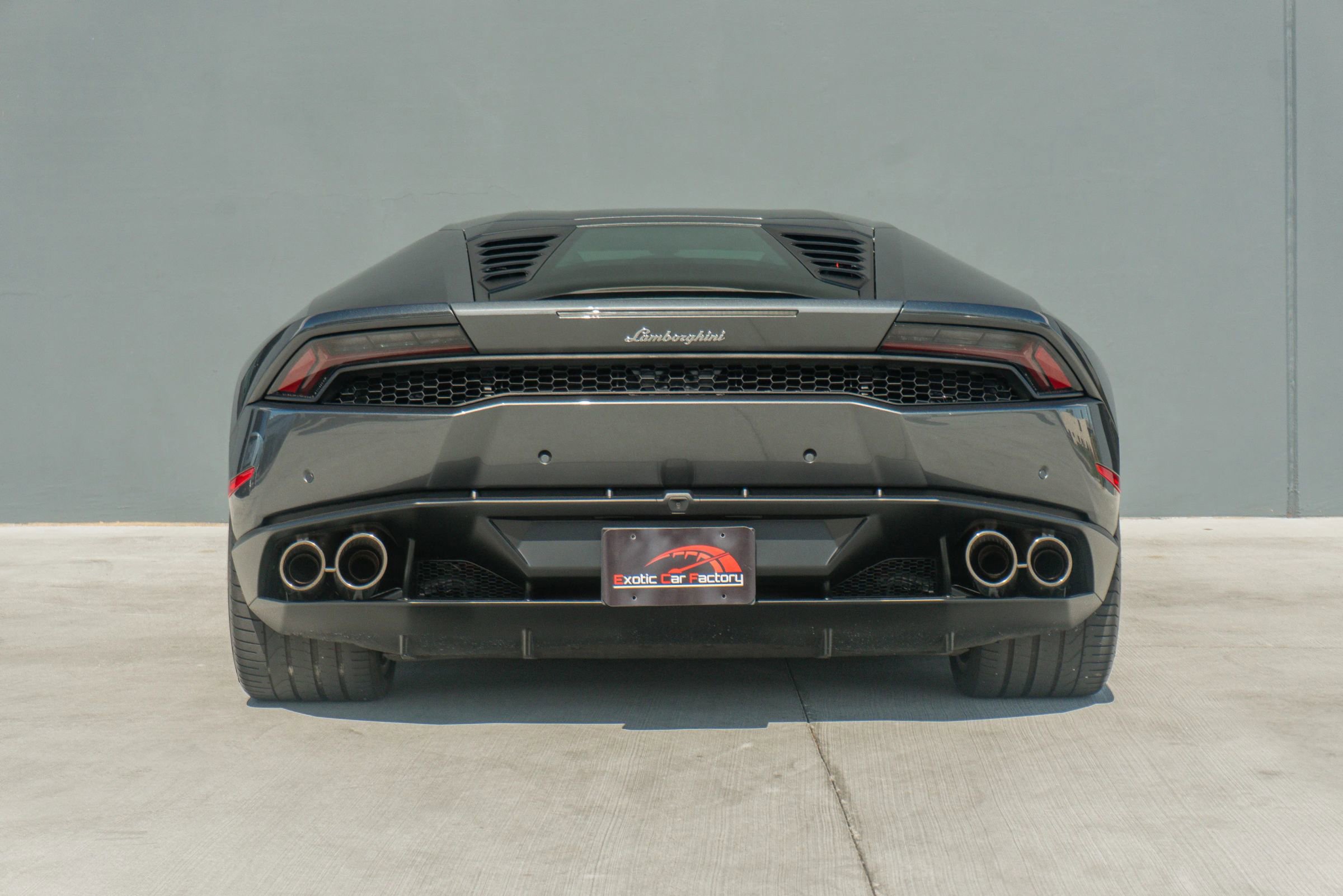 Used 2016 Lamborghini Huracan LP 610-4 image 4