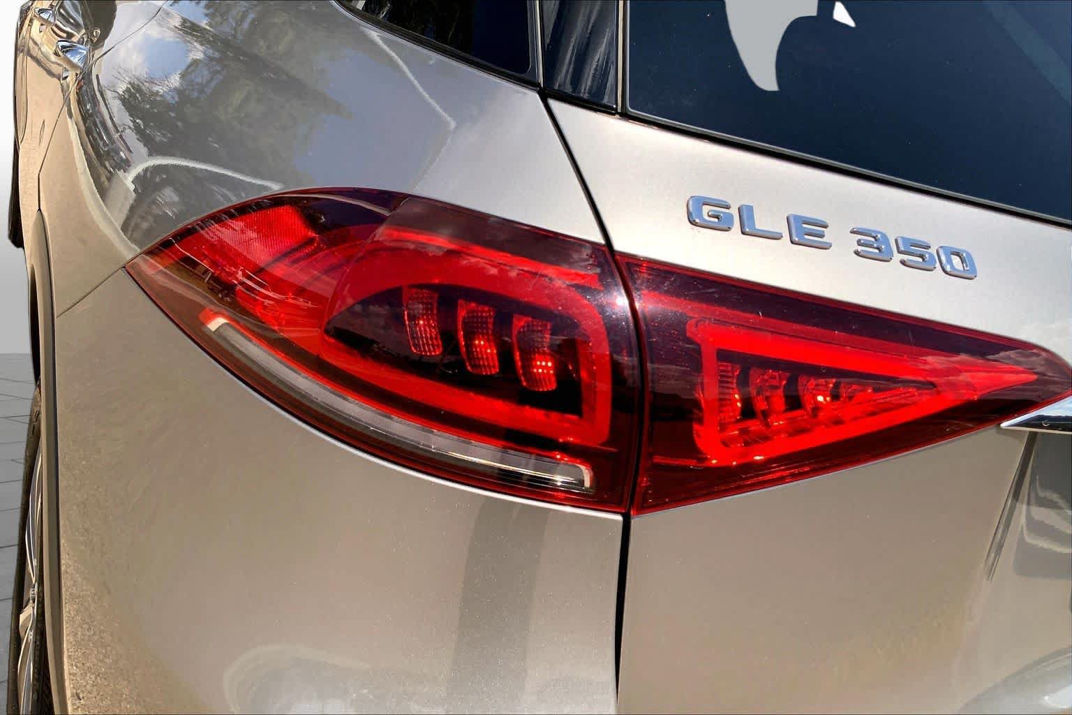 Used 2020 Mercedes-Benz GLE 350 4MATIC image 32