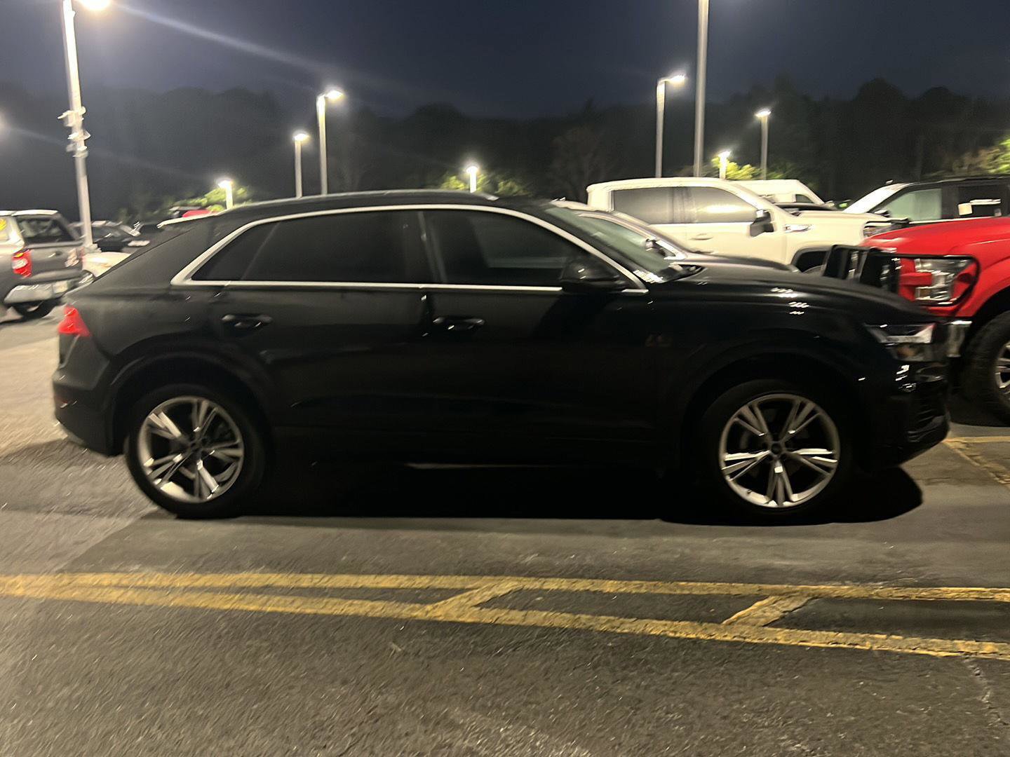 Used 2023 Audi Q8 Premium Plus image 4