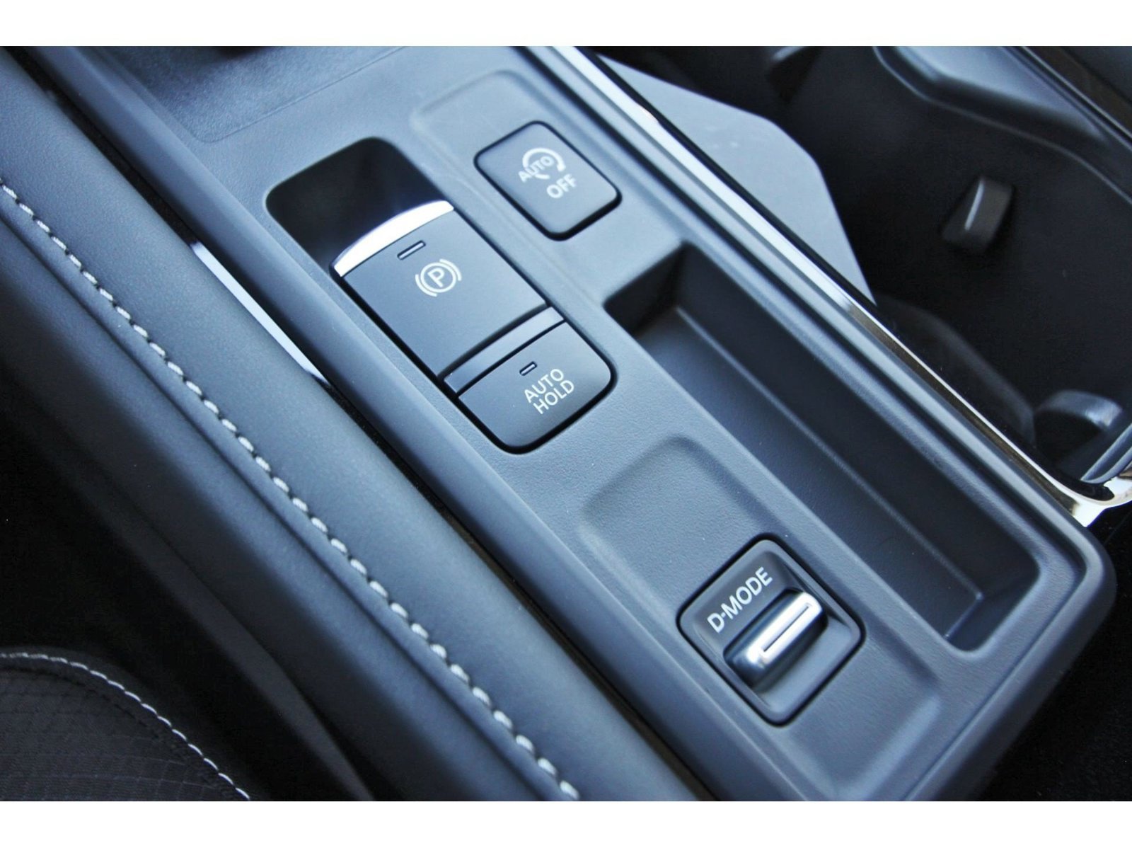 Certified 2026 Nissan Sentra SV w/ SV Convenience Package FWD image 25