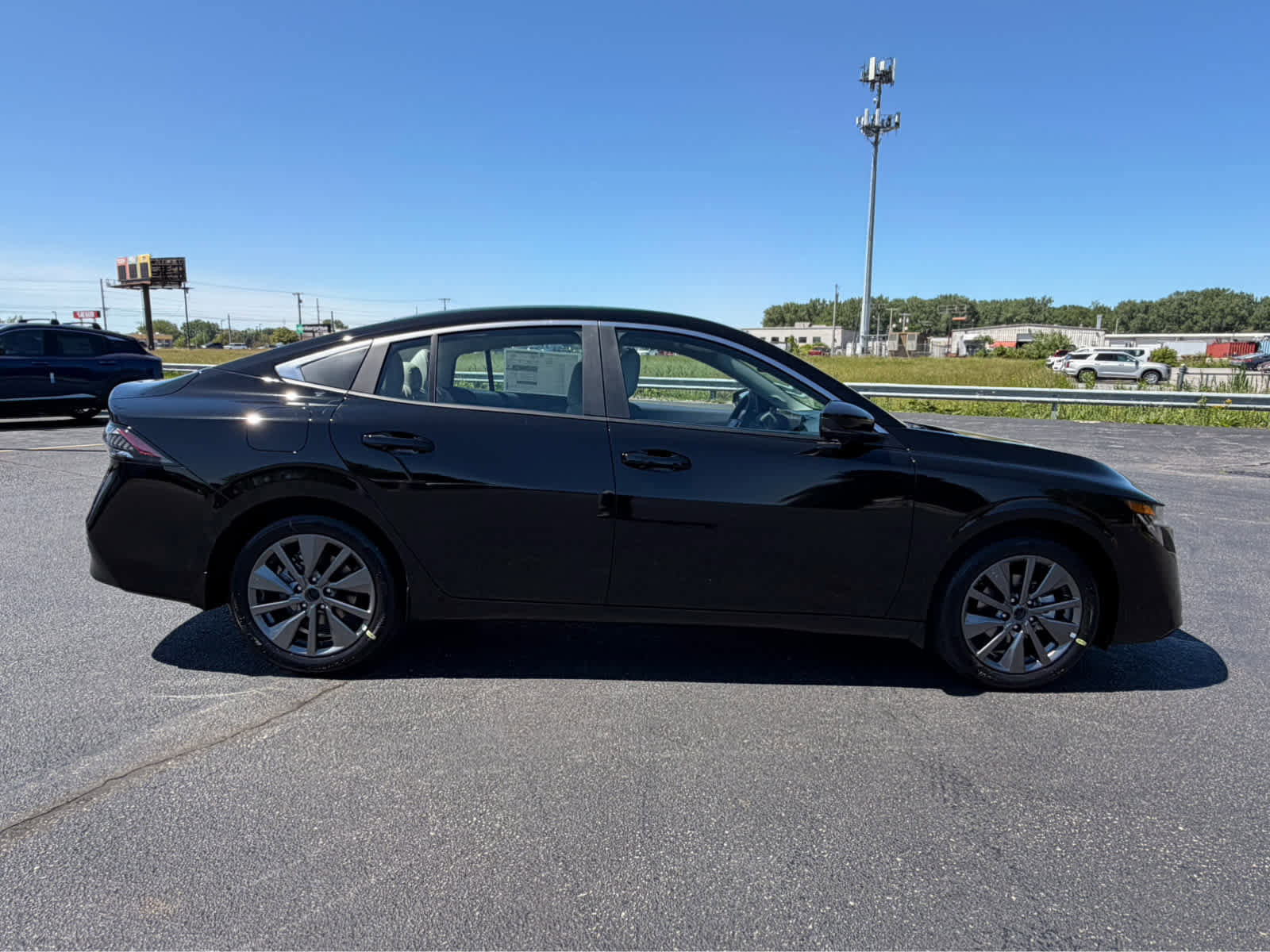 New 2026 Nissan Sentra SL FWD image 9