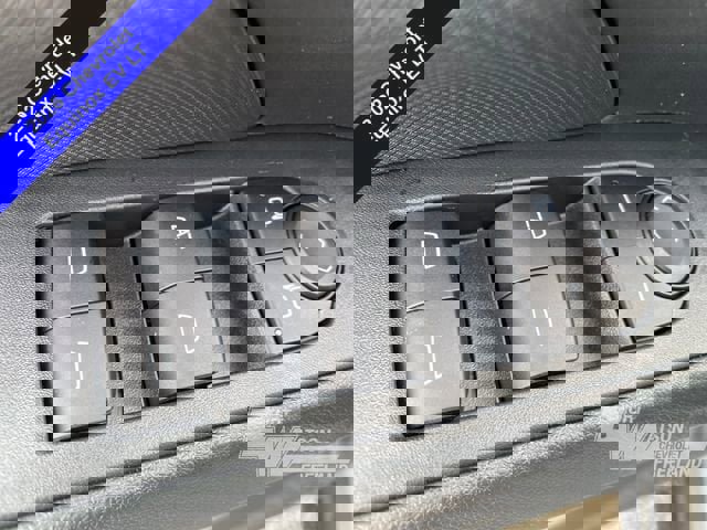 New 2026 Chevrolet Equinox EV LT image 11