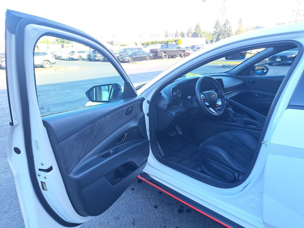 Used 2022 Hyundai Elantra N w/ Cargo Package image 10