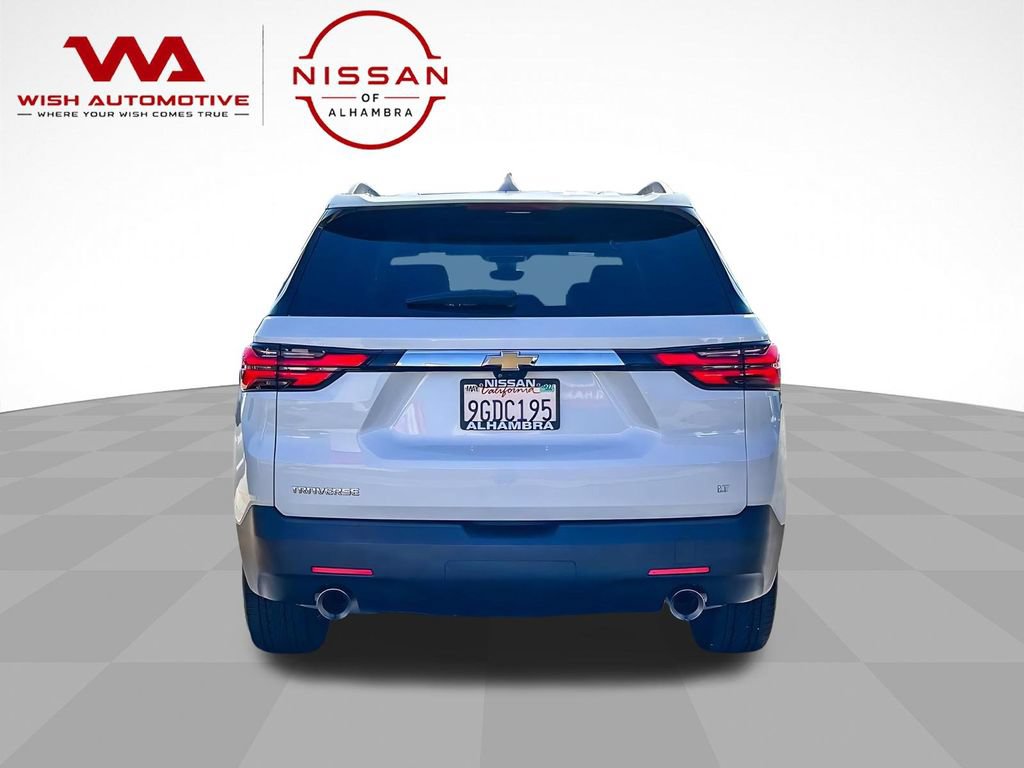 Used 2023 Chevrolet Traverse LT w/ LT Premium Package FWD image 8