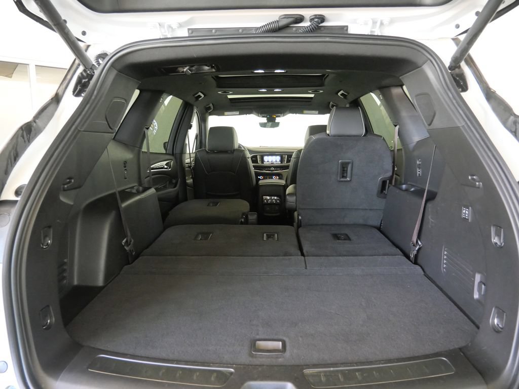 Used 2024 Buick Enclave Avenir w/ Avenir Technology Package AWD/4WD image 28