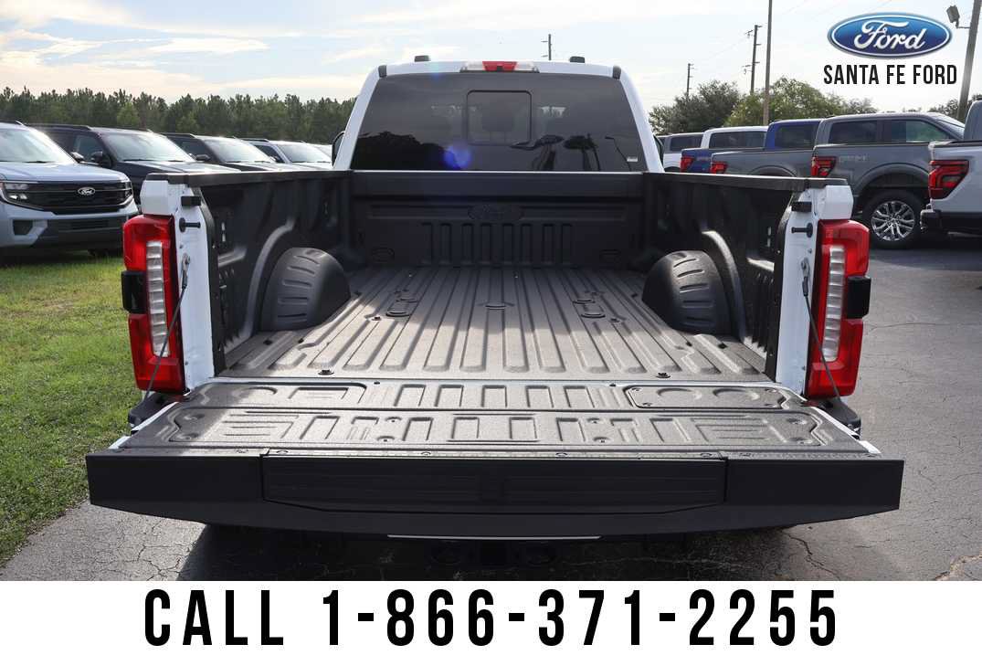 New 2026 Ford F350 XLT w/ XLT Premium Package AWD/4WD image 12