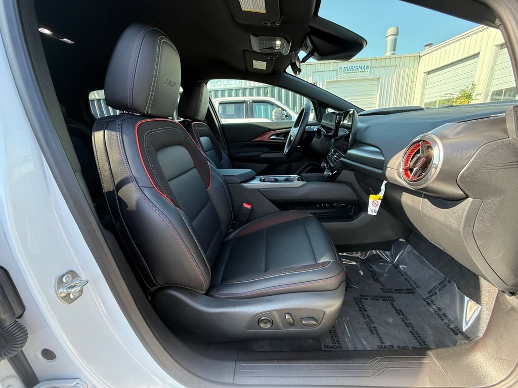 New 2026 Chevrolet Equinox EV RS w/ Convenience Package II FWD image 26