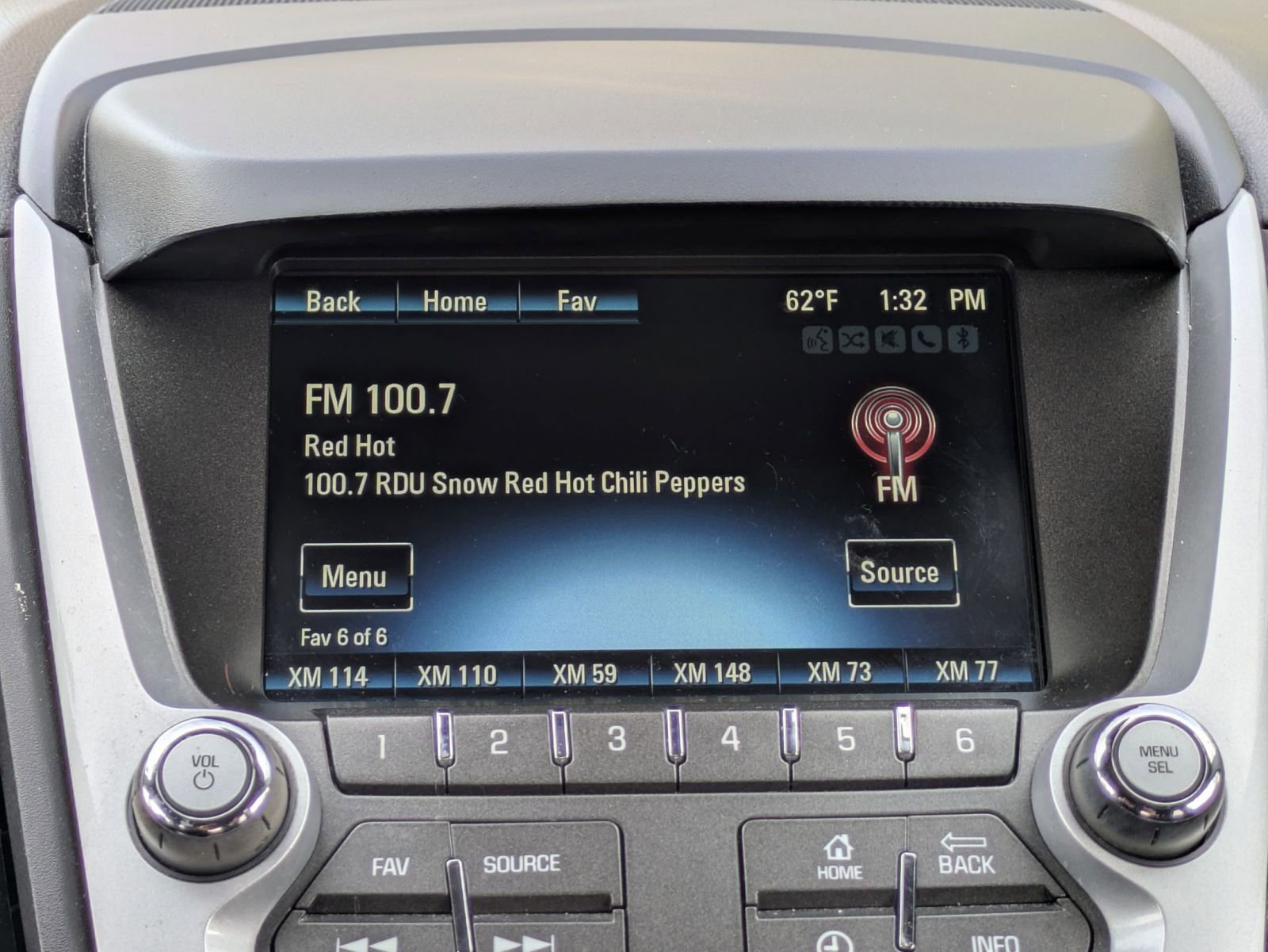 Used 2016 Chevrolet Equinox LT image 12