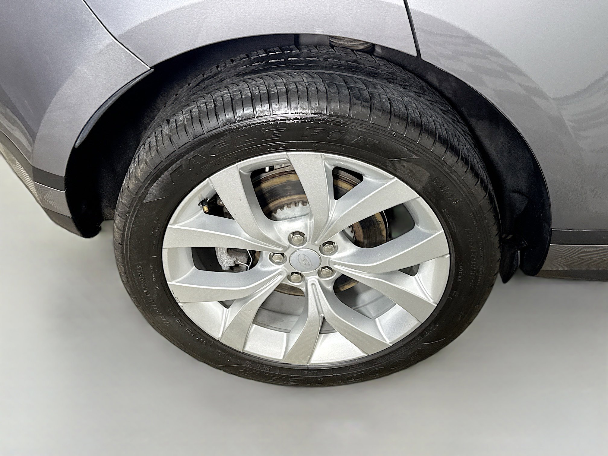 Used 2022 Land Rover Range Rover Evoque SE image 33