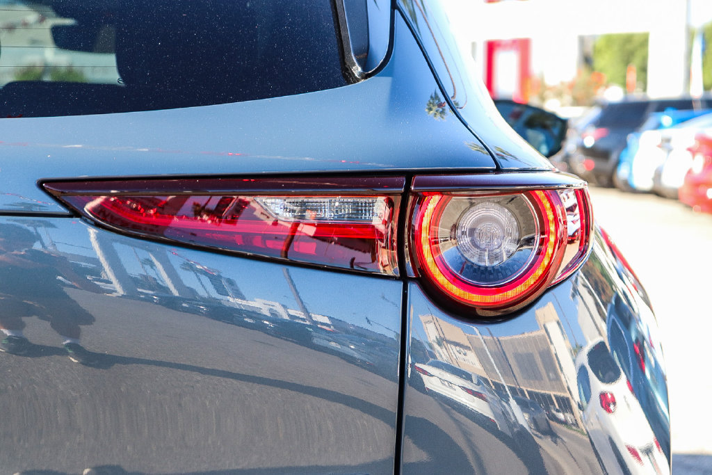 Used 2023 MAZDA CX-30 AWD 2.5 S w/ Preferred Package image 8