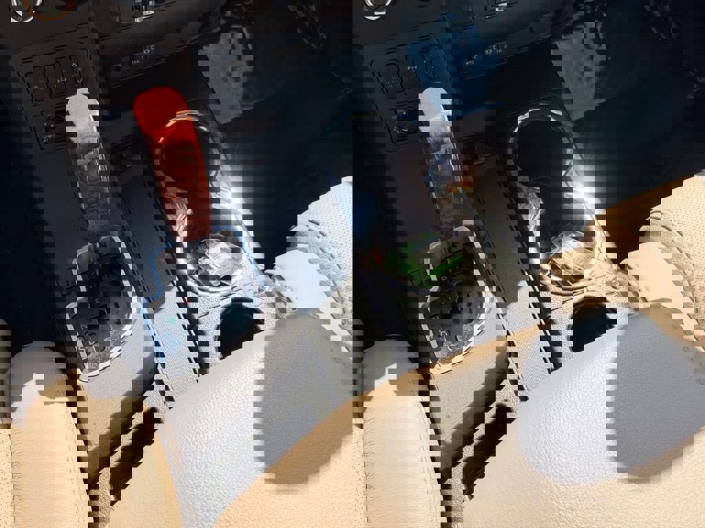 Used 2021 Toyota Sequoia Platinum AWD/4WD image 25