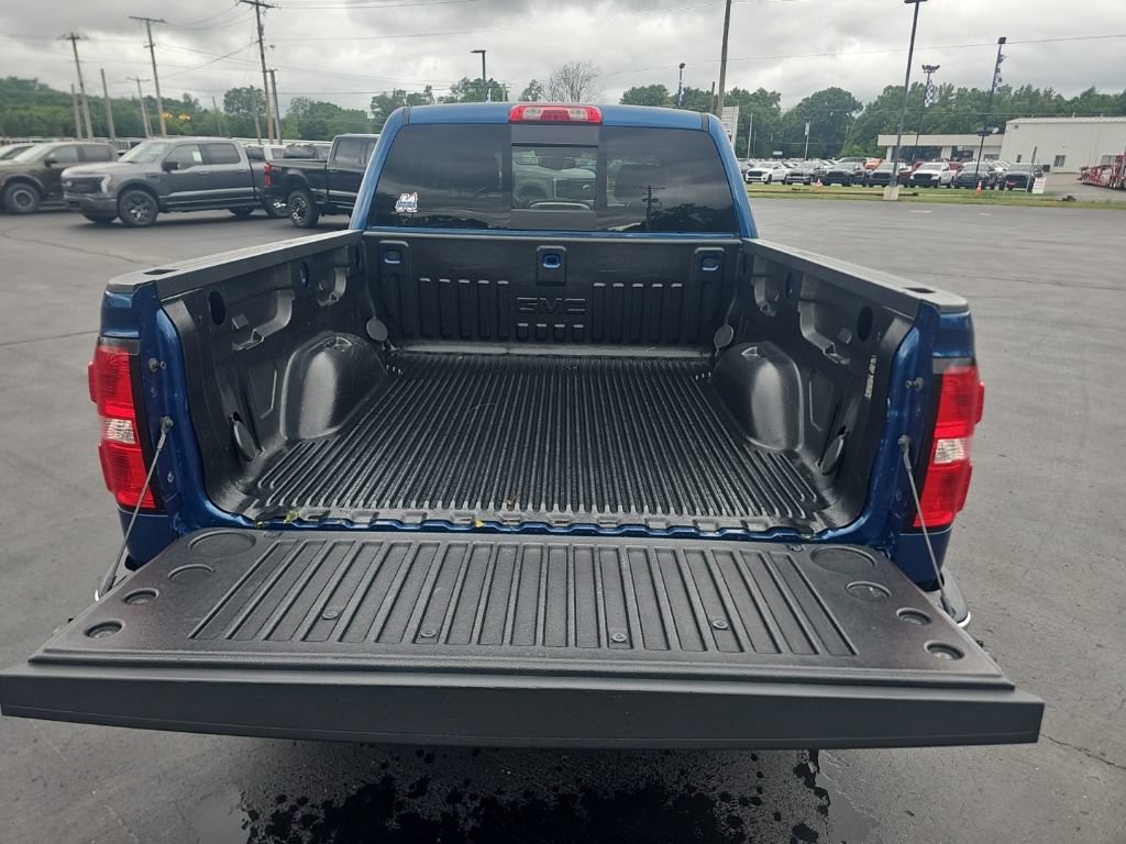 Used 2018 GMC Sierra 1500 SLE w/ SLE Value Package AWD/4WD image 8