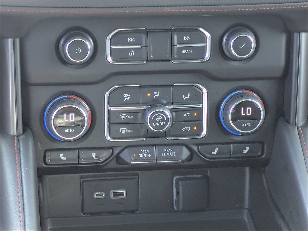 Used 2022 Chevrolet Tahoe RST w/ Luxury Package RWD image 28