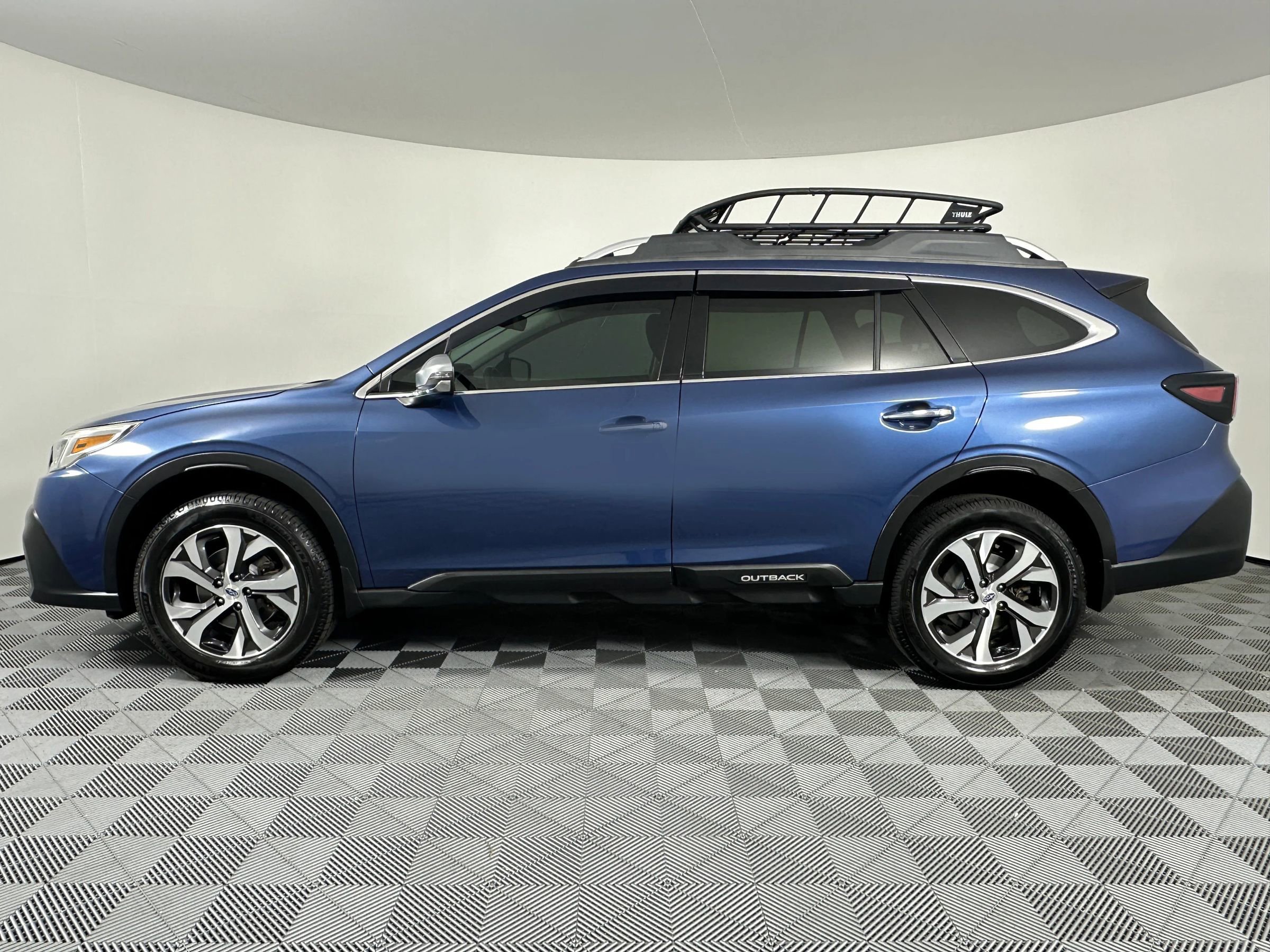 Used 2020 Subaru Outback Touring w/ Popular Package #2 AWD/4WD image 13
