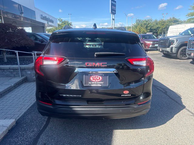 Used 2023 GMC Terrain SLE w/ Driver Convenience Package AWD/4WD image 5