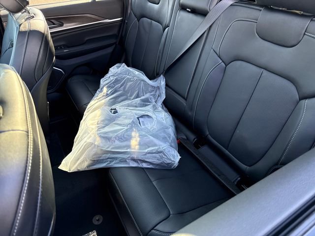 New 2026 Jeep Grand Cherokee Limited image 28