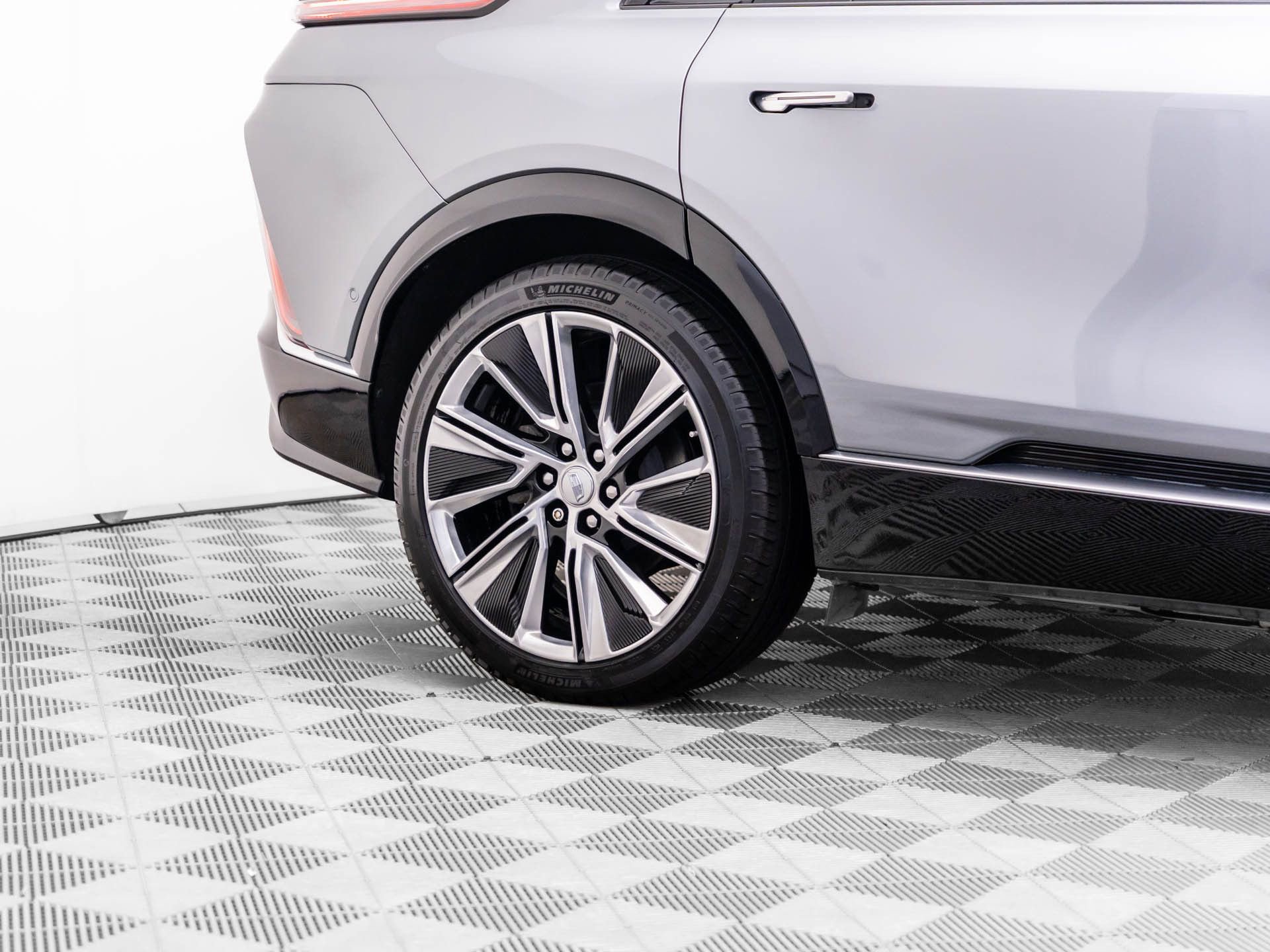 Certified 2024 Cadillac Lyriq Luxury w/ LPO, Floor Liner Package image 38