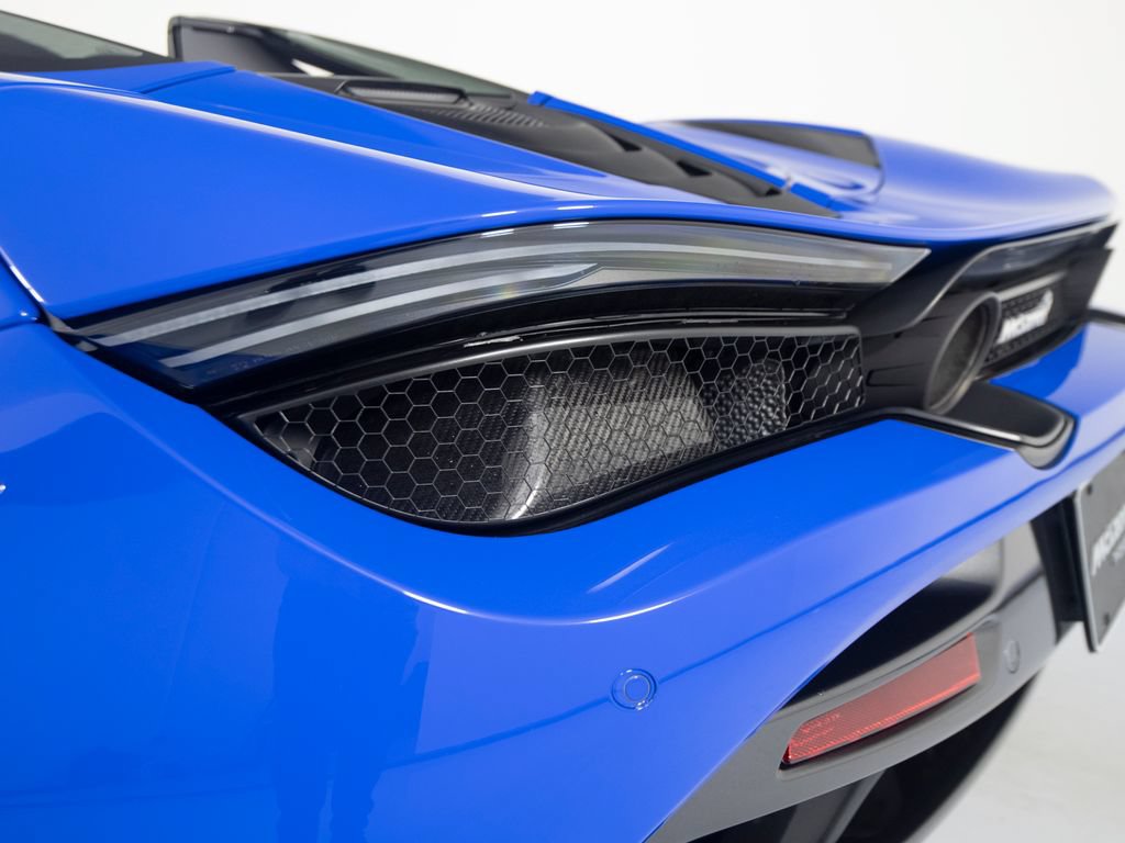 Used 2020 McLaren 720S Spider RWD image 43