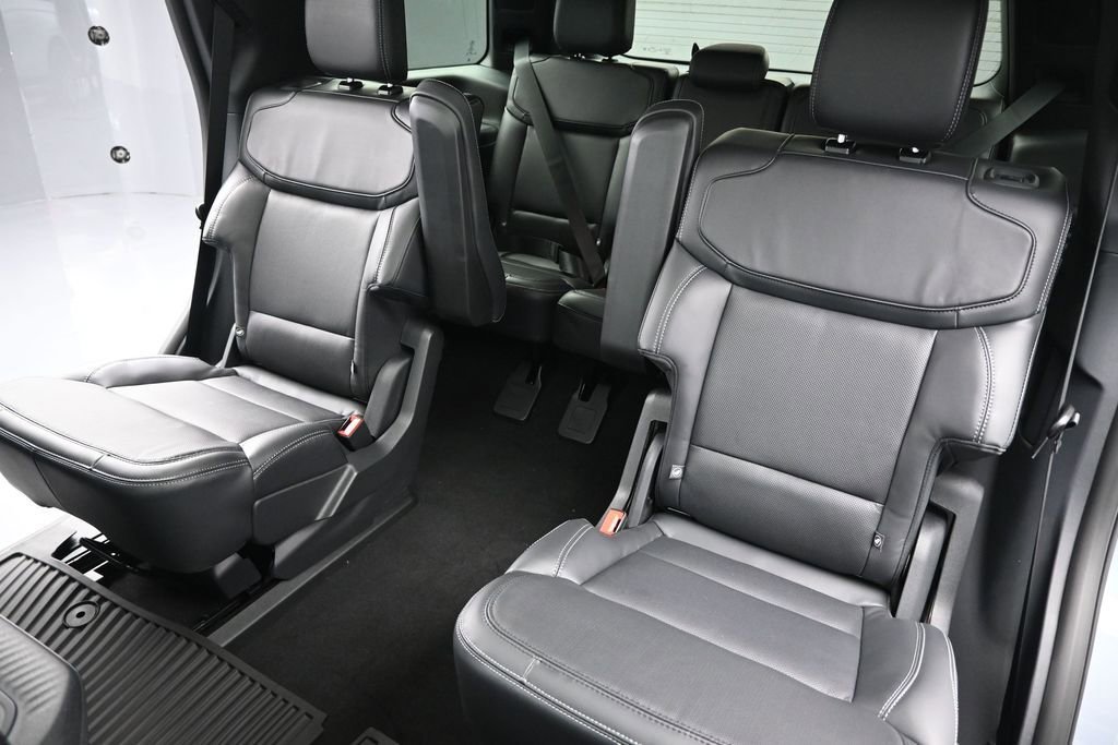 New 2026 Ford Expedition Platinum w/ Stealth Appearance Package AWD/4WD image 21