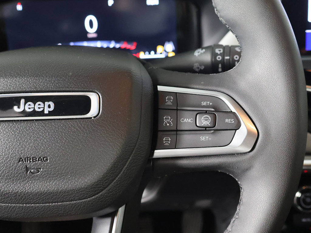 Used 2023 Jeep Compass Limited w/ Elite Group AWD/4WD image 41