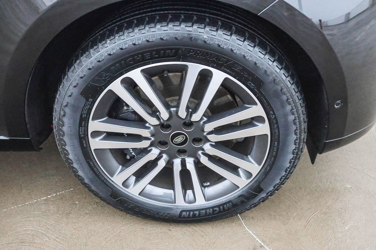 Used 2023 Land Rover Range Rover SE image 14