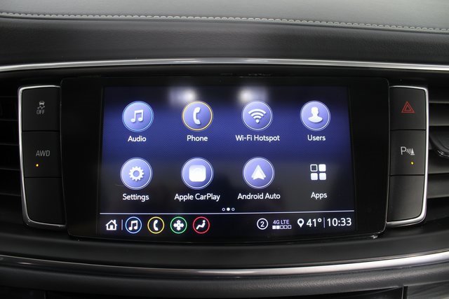 Used 2020 Buick Enclave Essence w/ LPO, Luxury Package image 4