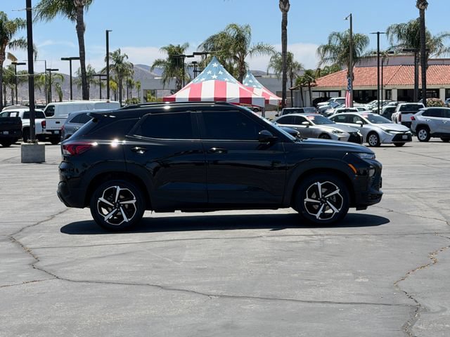 Used 2023 Chevrolet TrailBlazer RS w/ Sun and Liftgate Package FWD image 4