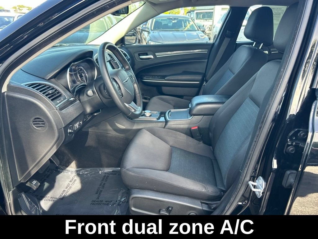 Used 2021 Chrysler 300 Touring w/ Sport Appearance Package RWD image 10