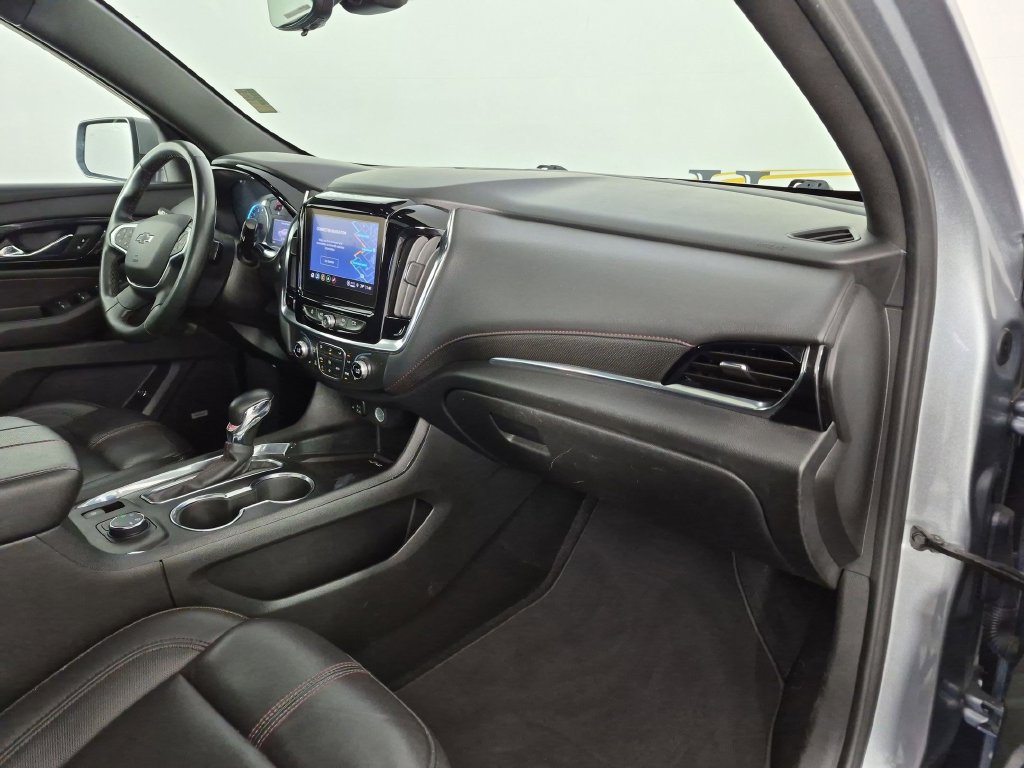 Used 2023 Chevrolet Traverse RS AWD/4WD image 38