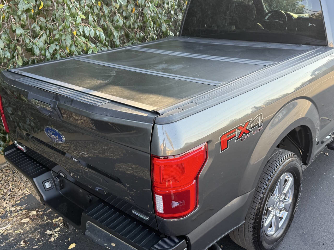 Used 2018 Ford F150 XLT w/ Equipment Group 302A Luxury image 9