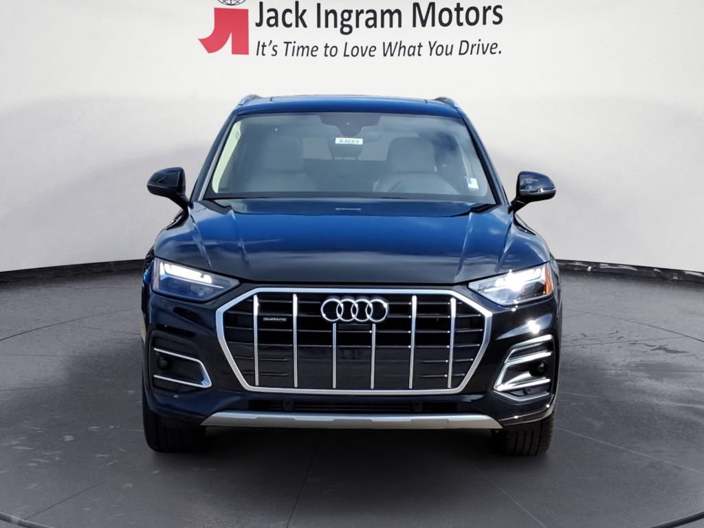 Used 2025 Audi Q5 2.0T Premium Plus w/ Premium Plus Package AWD/4WD image 8