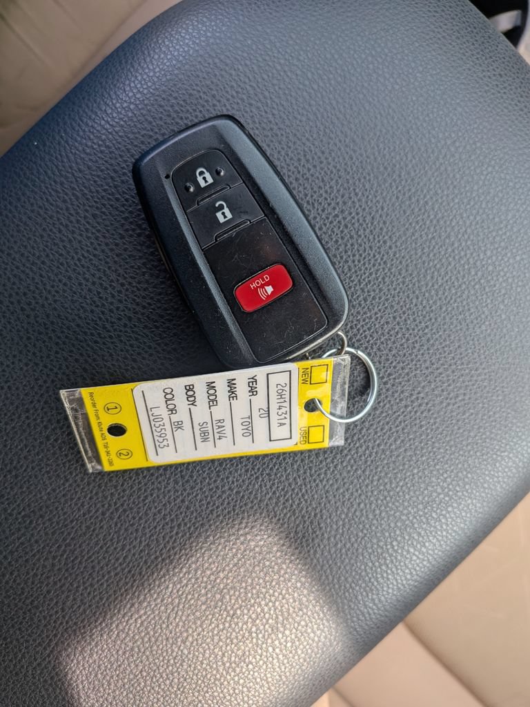Used 2020 Toyota RAV4 XLE w/ All Weather Liner Package AWD/4WD image 19