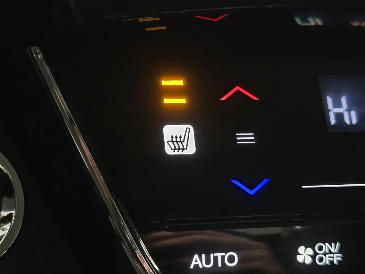 Used 2018 Honda HR-V EX image 7