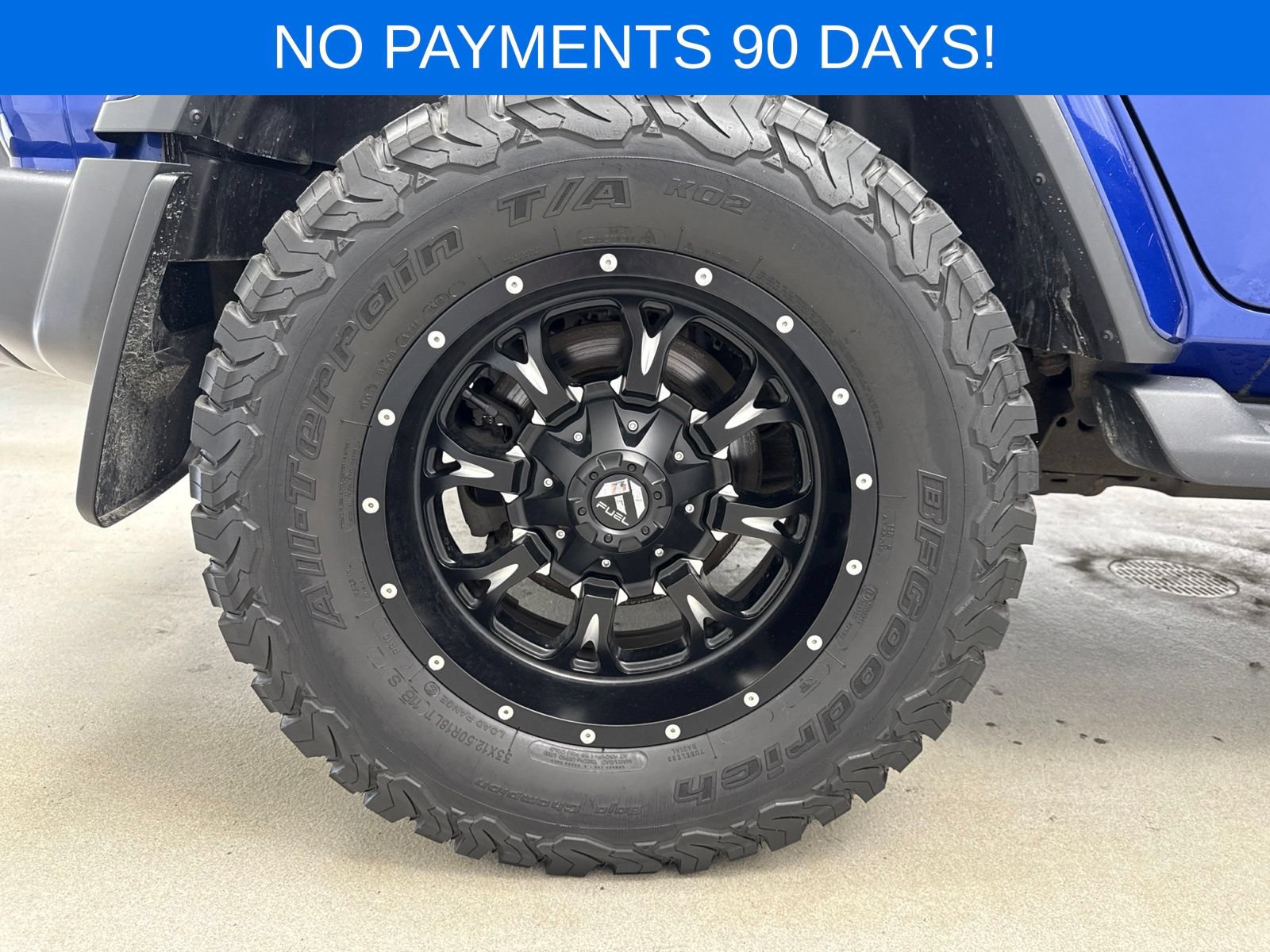 Used 2018 Jeep Wrangler Unlimited Sahara w/ Cold Weather Group AWD/4WD image 44