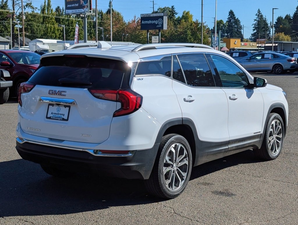 Used 2021 GMC Terrain SLT image 5