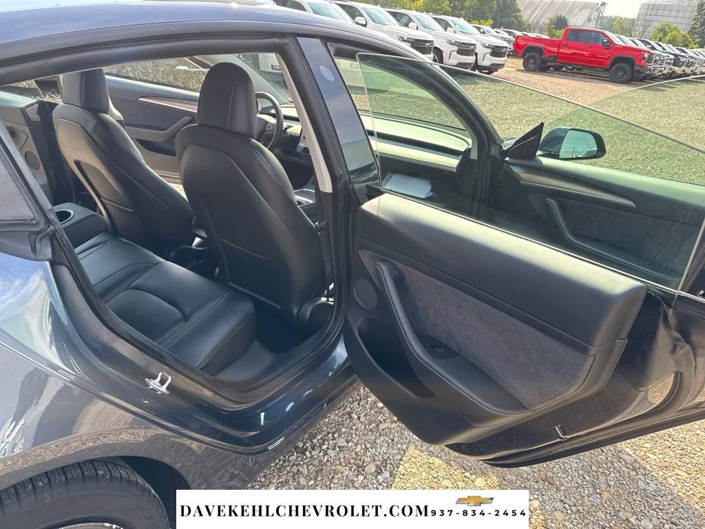 Used 2022 Tesla Model 3 Long Range AWD/4WD image 24