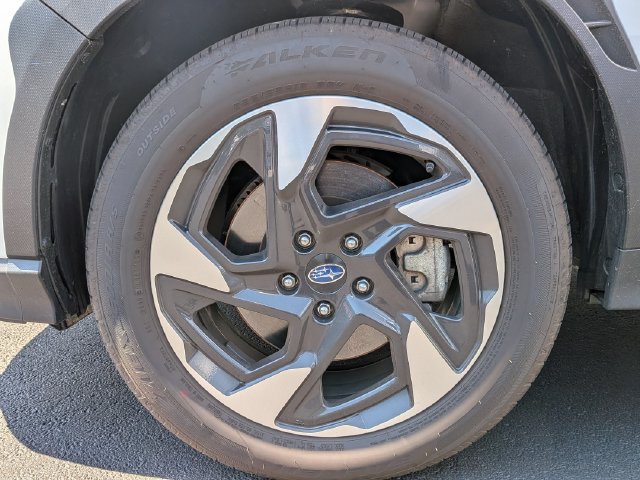 Used 2025 Subaru Crosstrek 2.5i Limited AWD/4WD image 9
