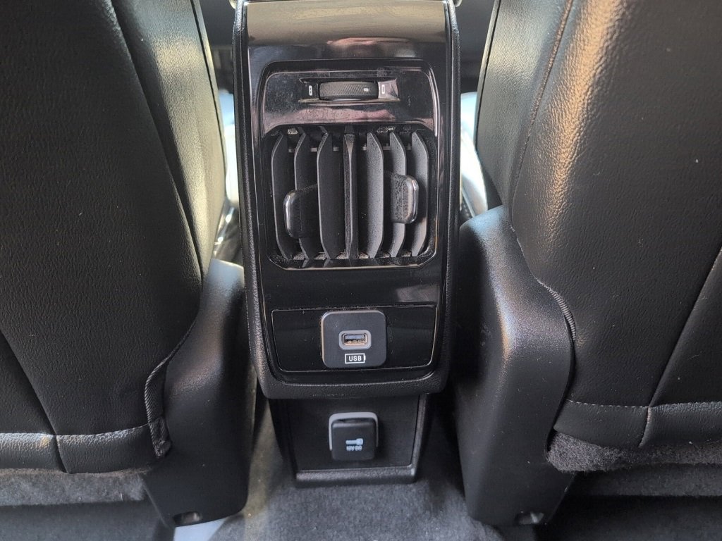 Used 2022 Jeep Compass Limited image 19