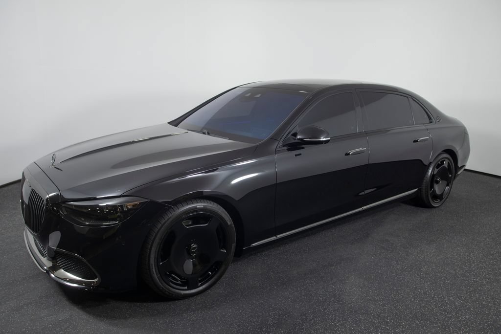 Used 2024 Mercedes-Benz Maybach S 580 4MATIC image 4
