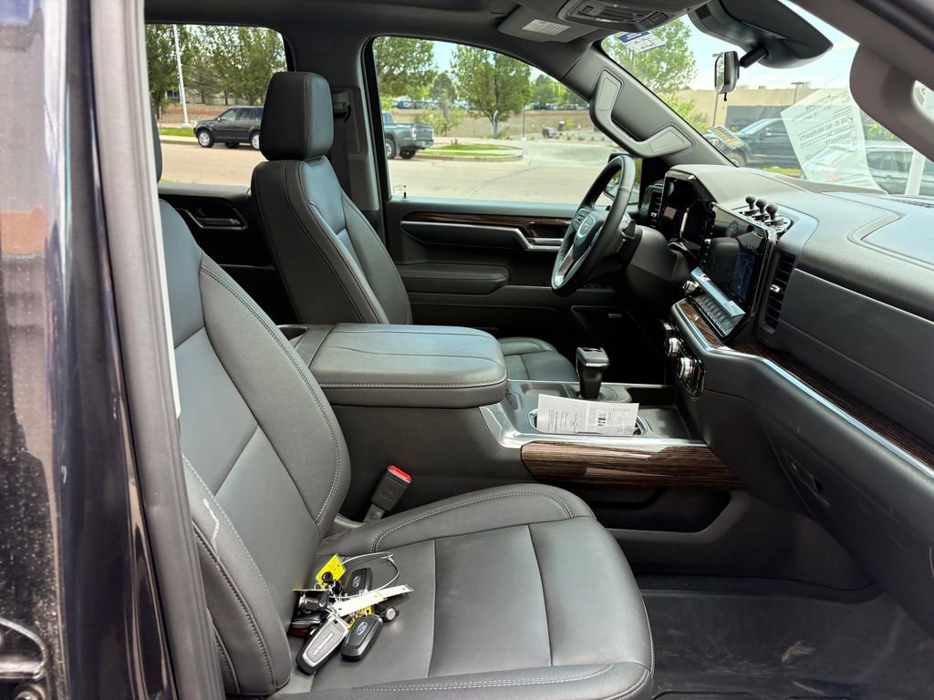 Used 2026 GMC Sierra 1500 Elevation w/ Elevation Premium Package AWD/4WD image 28