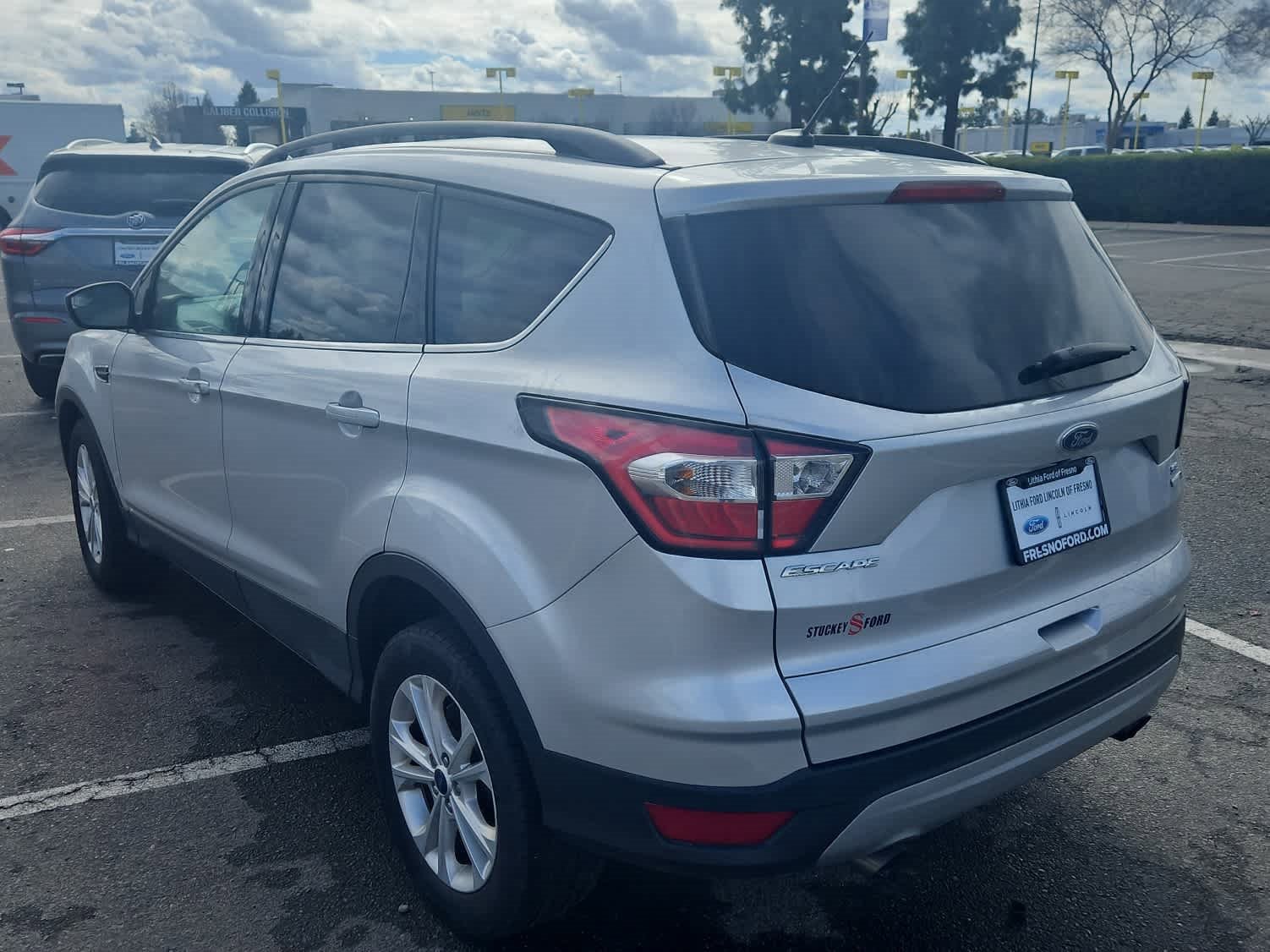 Used 2018 Ford Escape SE image 6