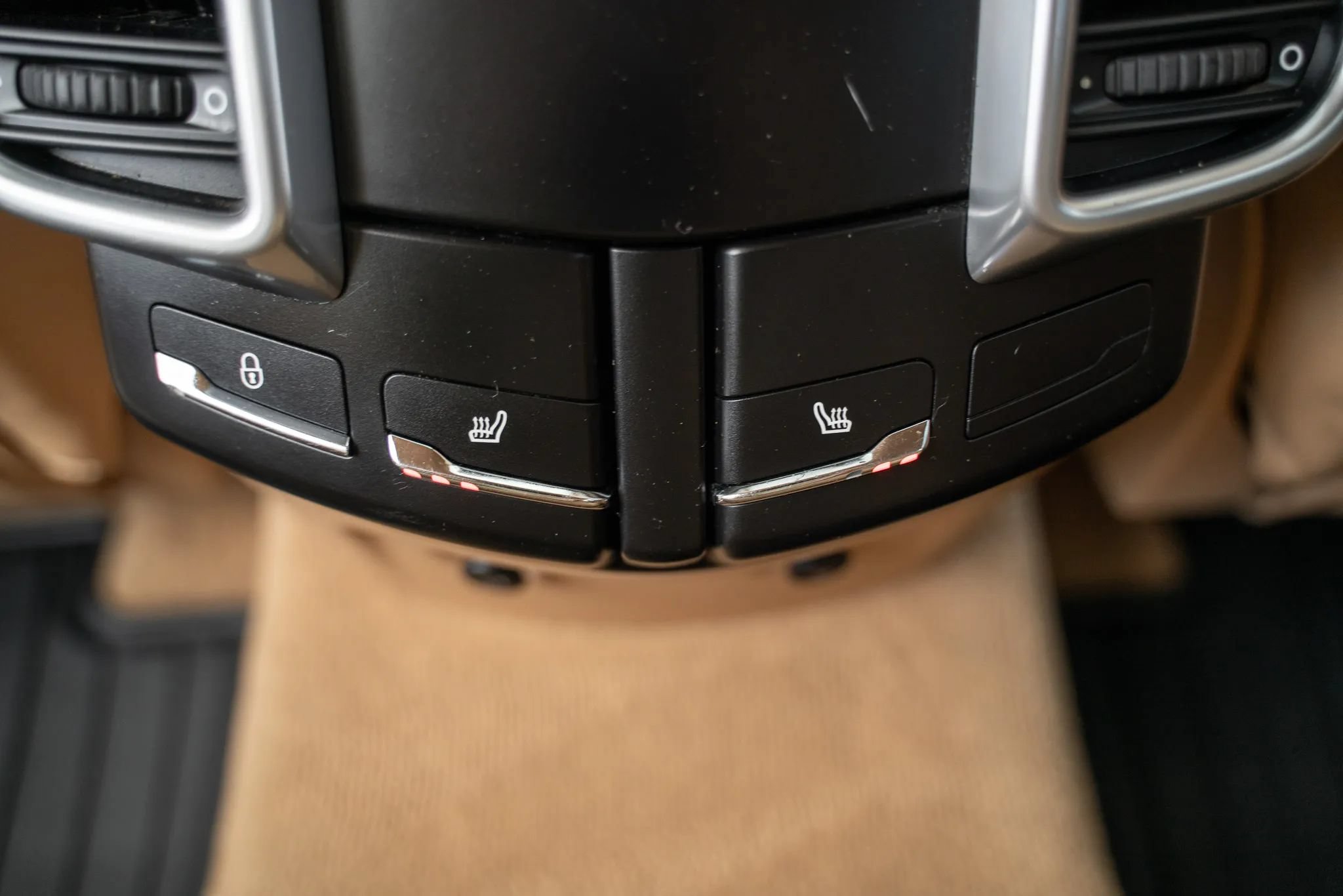 Used 2014 Porsche Cayenne Diesel AWD/4WD image 9