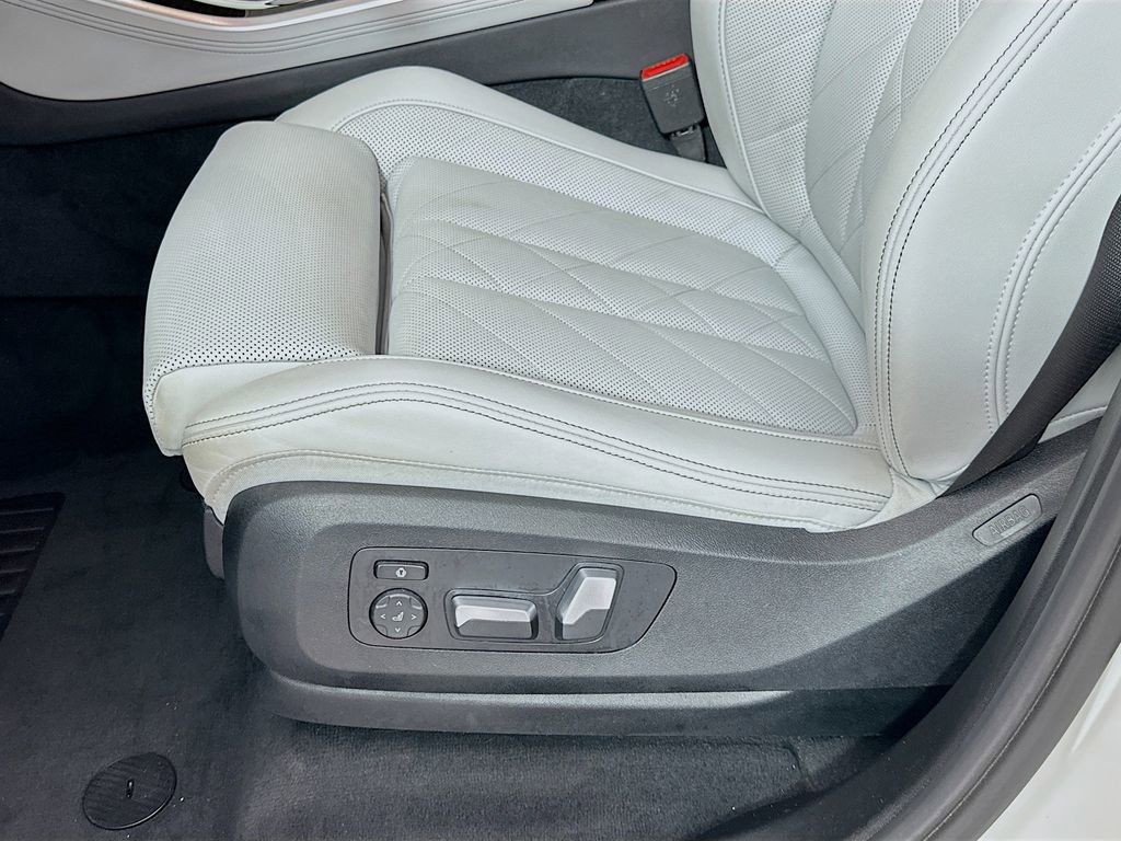 Certified 2023 BMW X5 xDrive40i w/ Parking Assistance Package image 20