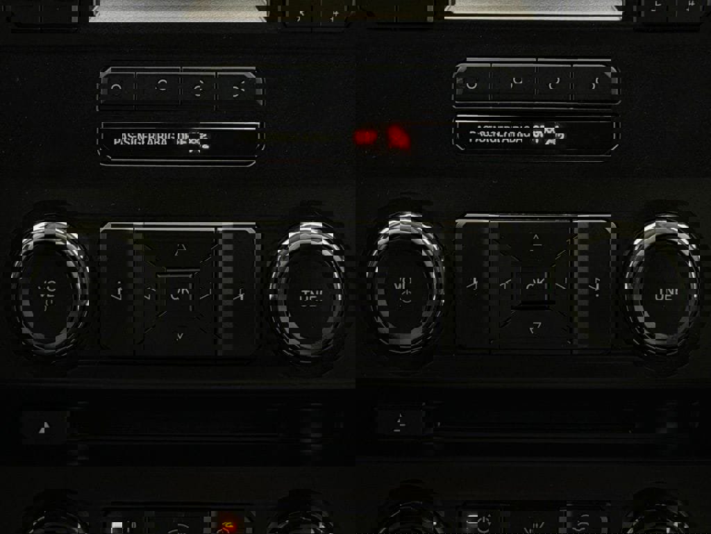 Used 2016 Ford F150 XLT image 16